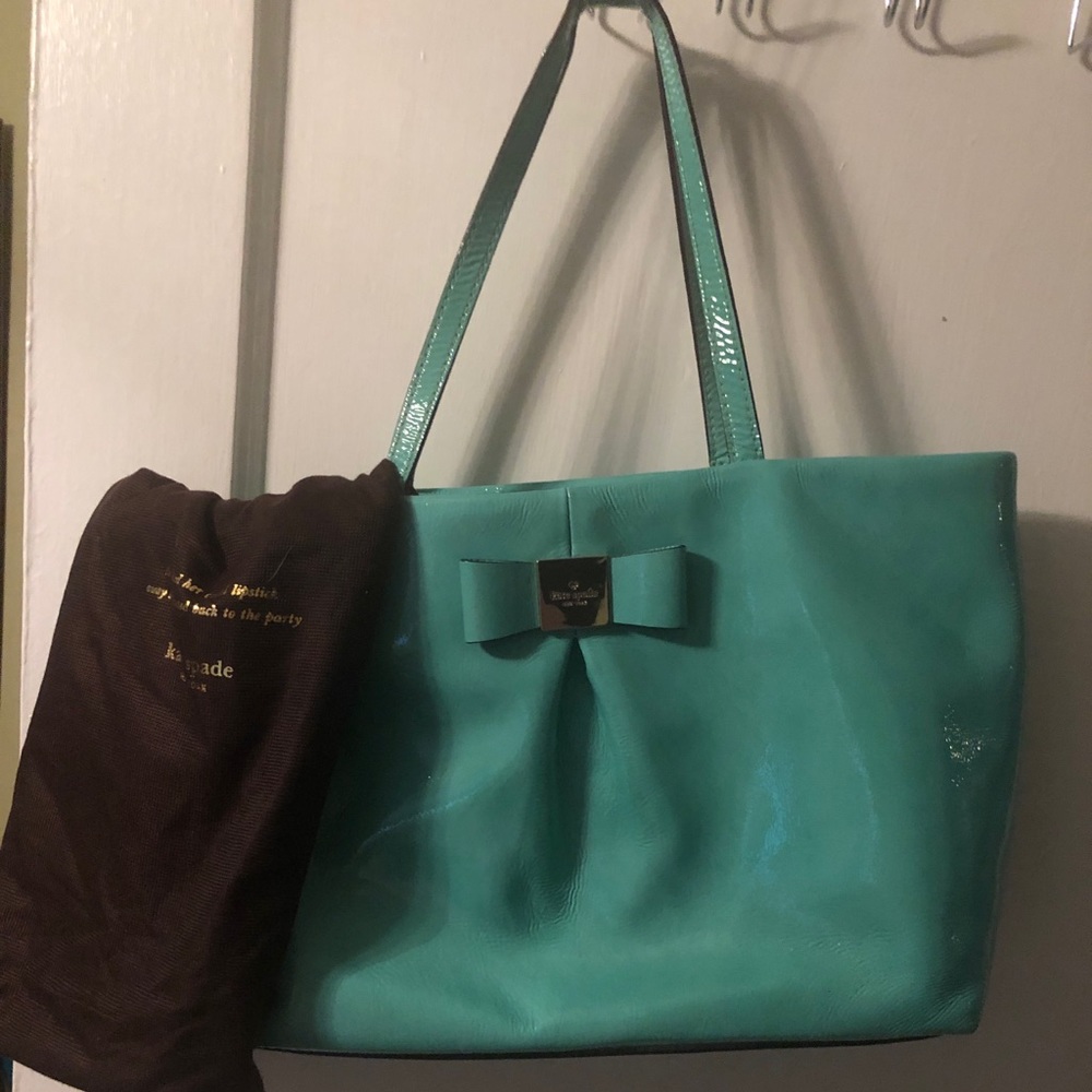 Kate Spade Purse - Picture 1 of 8